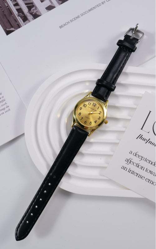 Men's Leather Strap Sports Pointer Quartz Watch