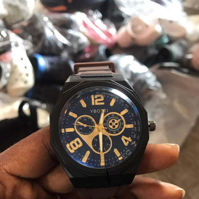 Men's leather strap sports quartz watch with black round dial and yellow markers in hand
